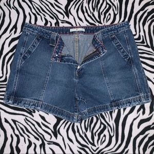 Tommy Hilfiger High Rise Shorts Button Pockets